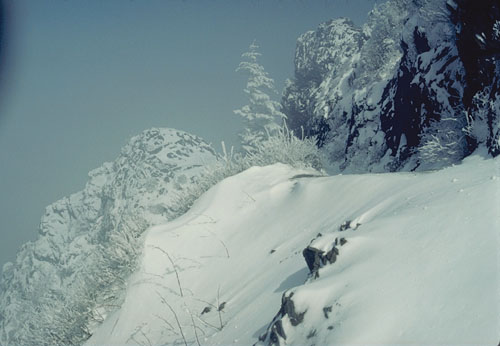 The outcropping at the gap between Masa Knob and Charlie's Bunion up close